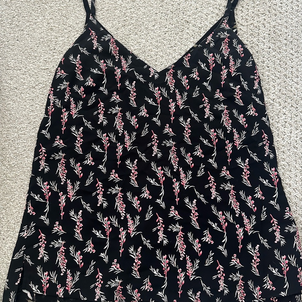 White House Black Market Floral Top